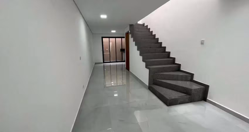 Casa nova de 80m2 na mooca - 2 dormitórios, 1 suíte, 2 vagas