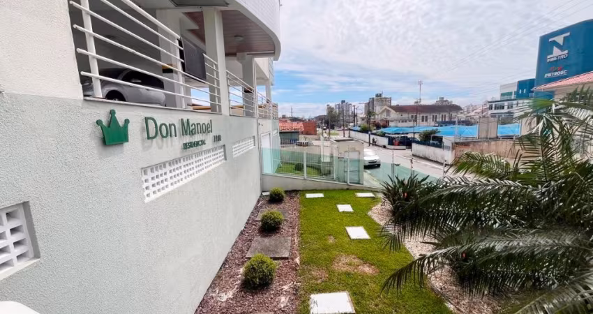 Excelente apartamento no bairro Nossa Senhora do Rosário, suíte, sacada com churrasqueira
