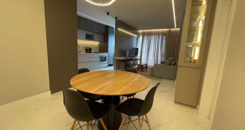 Apartamento com Vista Mar a venda com 3 quartos, sendo 2 suítes no bairro Canto - Estreito