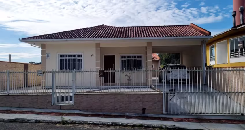 Casa de 3 domitorios com suite e piscina em são josé