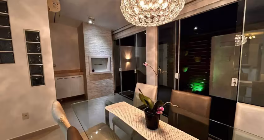 Excelente casa com 2 dormitórios em condomínio fechado