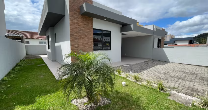 Linda casa com 3 quartos e suíte, pronta para morar, em são josé