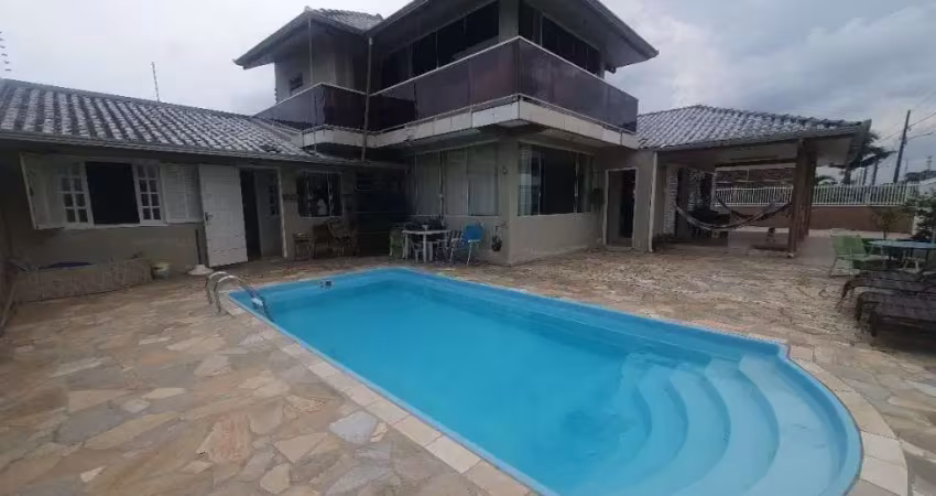 Casa em Itapoá/SC no Itapema do Sai