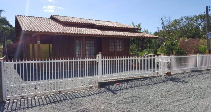 Casa em Itapoá/SC no Volta Ao Mundo I