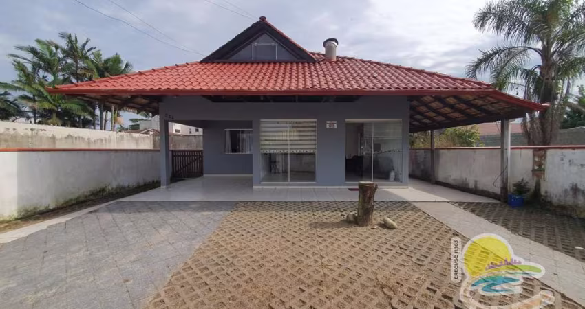 Casa em Itapoá/SC no Cambiju