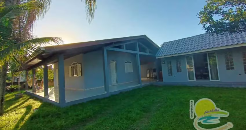 Casa em Itapoá SC - No Baln Palmeiras