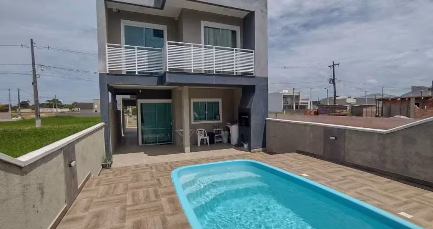 Sobrado em Itapoá/SC na Barra do Saí
