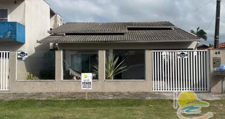 Casa com 2 quartos à venda na Rua 610 Tubarão, Brasília, Itapoá