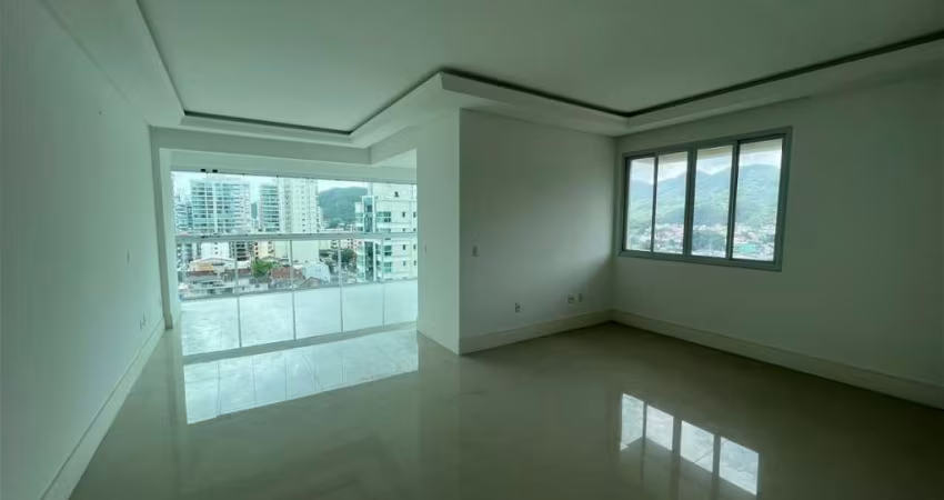 Apartamento com 3 quartos à venda na Rua 129 C, 331, Centro, Itapema