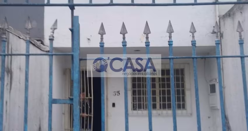 Sobrado precisando reforma