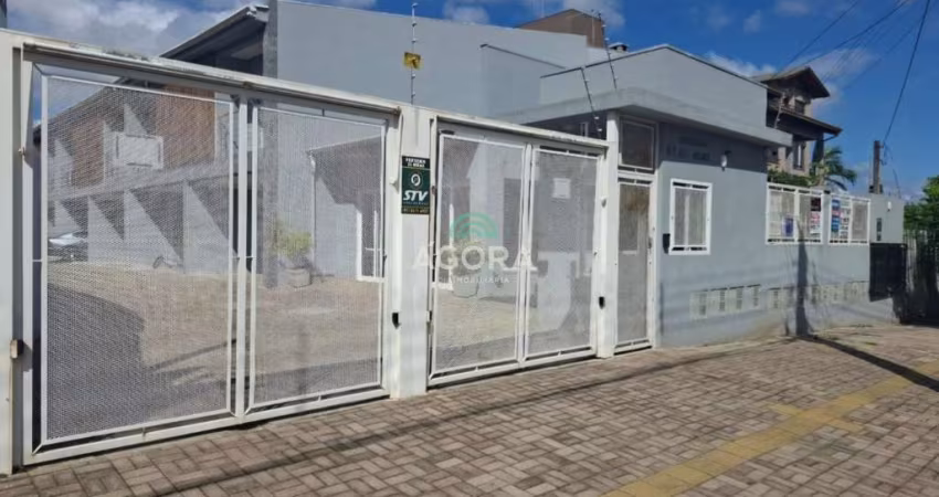 Casa em condomínio fechado com 3 quartos para alugar no Igara, Canoas 