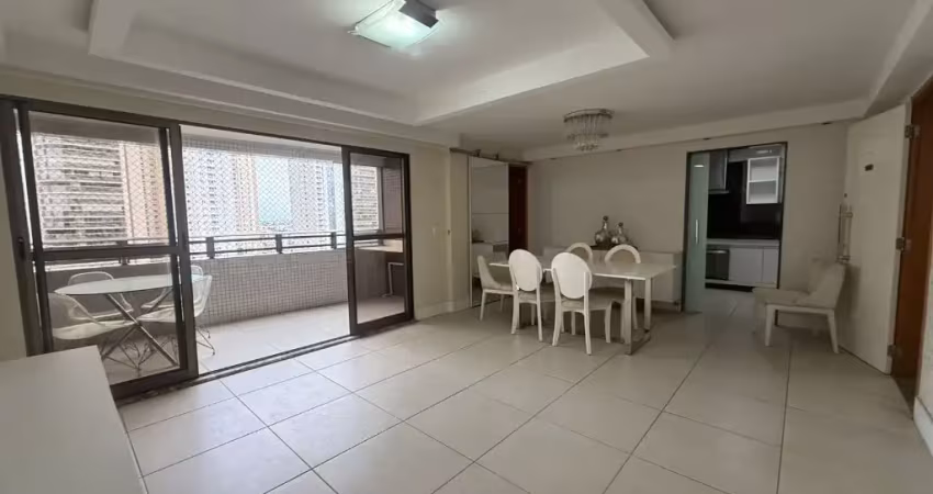 Apartamento alto padrão no altiplano de 3 quartos em condomínio clube.