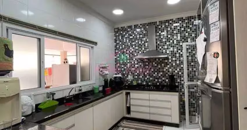 Sobrado no condomínio villa branca i - 03 suítes - piscina privativa