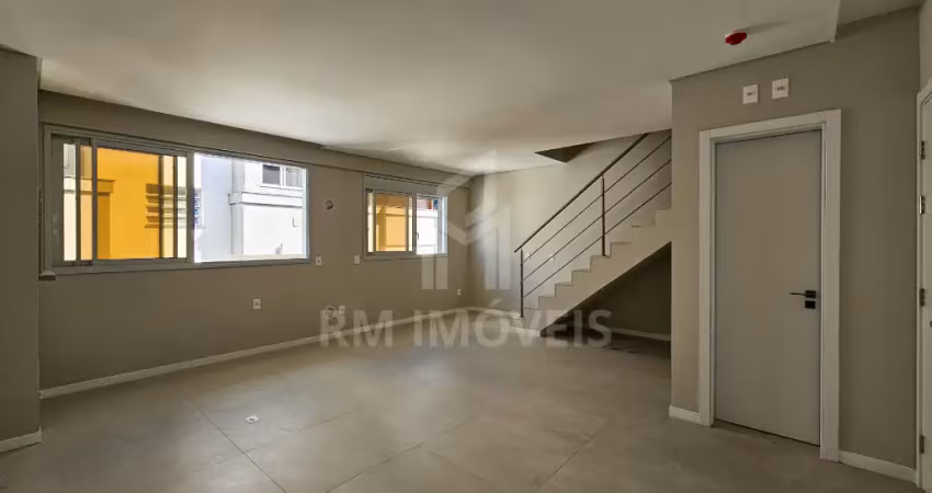 Cobertura dúplex nova com 2 suítes + lavabo, 2 vagas de garagem e hobby-box, na Rua Lauro Linhares!