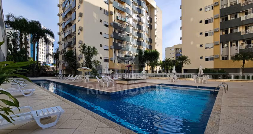 Apartamento semimobiliado de 3 dormitórios, sendo 1 suíte, totalmente reformado, em condomínio clube completo para a família!