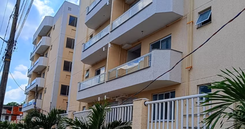 Ótima Apto em Bangu Av. Brasil
