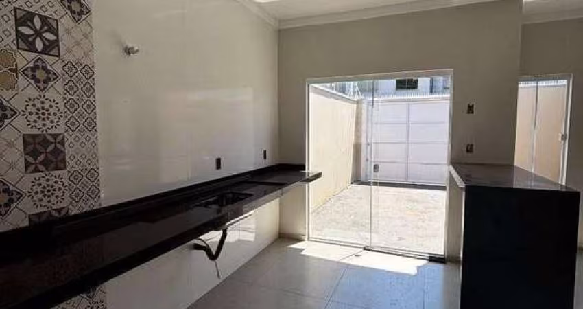 Casa com 2 dormitórios à venda, 56 m² por R$ 285.000,00 - Parque Residencial Itamaraty - Leme/SP