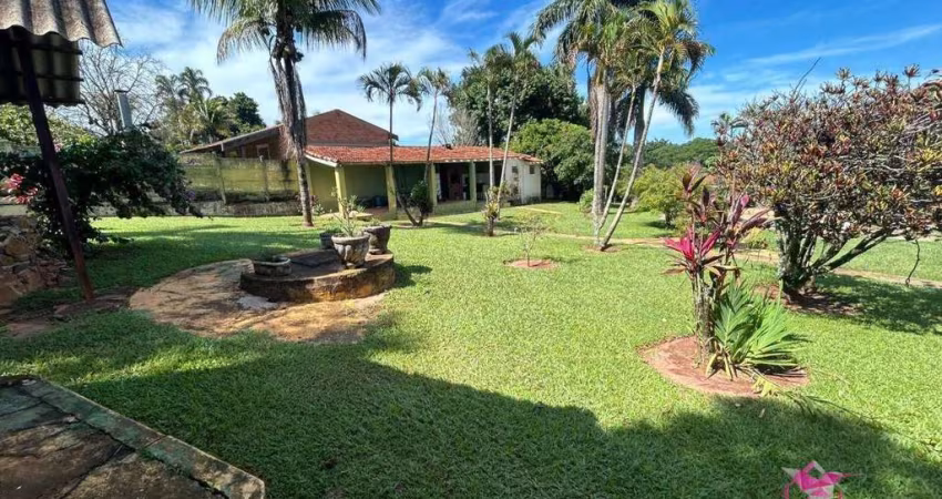 Chácara com 2 dormitórios à venda, 3331 m² por R$ 1.500.000,00 - Vertentes do Mamonal - Pirassununga/SP