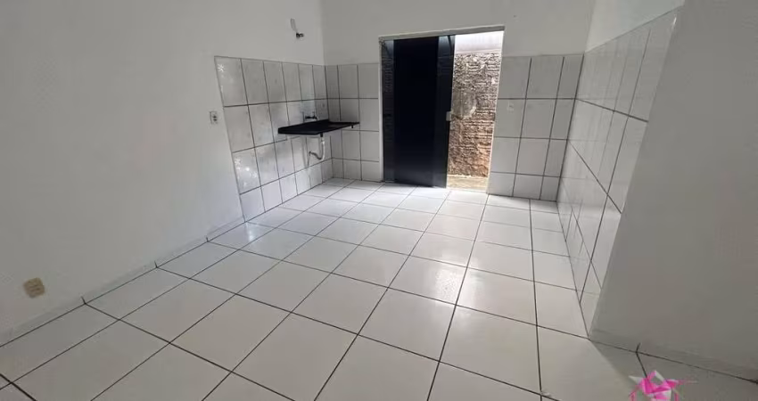 Kitnet com 1 dormitório para alugar, 44 m² por R$ 450,00/mês - Jardim Bonsucesso - Leme/SP