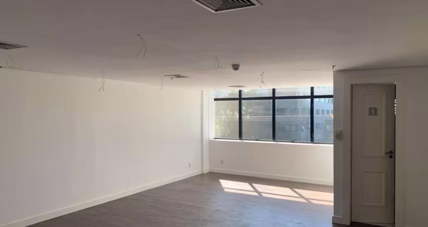 Sala para alugar, 45 m² por R$ 1.850/mês - Auxiliadora - Porto Alegre/RS