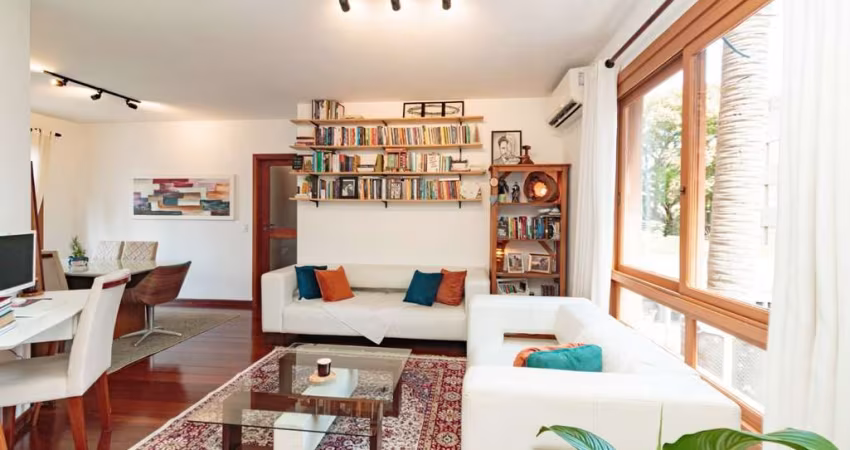 Apartamento com 3 dormitórios à venda, 101 m² por R$ 685.000 - MontSerrat - Porto Alegre/RS