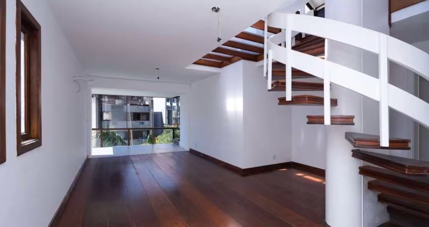 Apartamento com 3 dormitórios à venda, 244 m² por R$ 1.390.000,00 - Auxiliadora - Porto Alegre/RS
