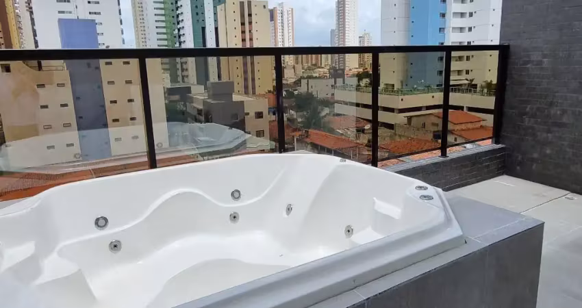 Cobertura  com área privativa e hidromassagem!