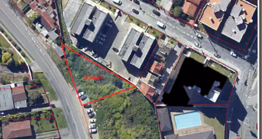 Terreno em local alto no tingui - ótima localização - estuda permuta !