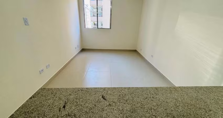 Kitnet com 1 dormitório à venda, 32 m² por R$ 295.000,00 - Embaré - Santos/SP