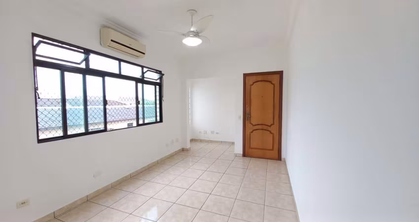 Apartamento com 2 dormitórios à venda, 62 m² por R$ 360.000,00 - Campo Grande - Santos/SP