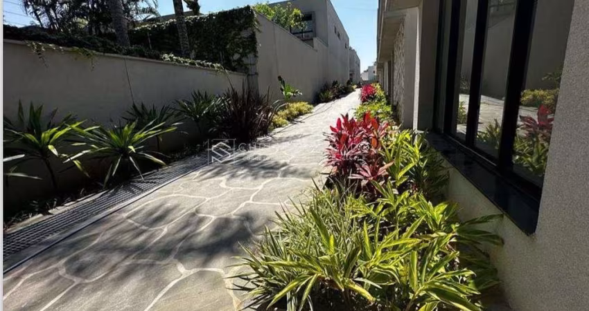 Casa à Venda em Condomínio Hipíca Max Garden com 4 Suítes 6 Vagas de Garagem
