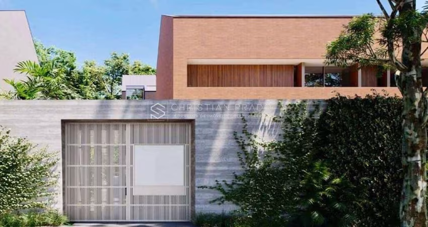 Casa à Venda no Alto da Boa Vista com 3 Suites e 4 Vagas de Garagem