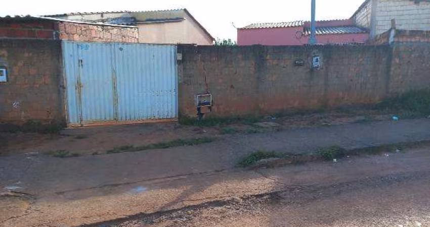 Oportunidade Única em SANTO ANTONIO DO DESCOBERTO - GO | Tipo: Casa | Negociação: Leilão  | Situação: Imóvel
