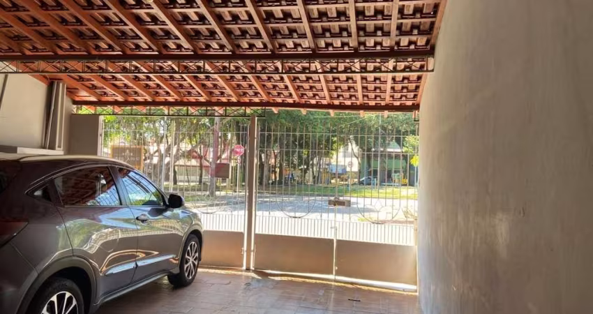 Casa para Venda em São José dos Campos, Cidade Morumbi, 3 dormitórios, 1 banheiro, 2 vagas