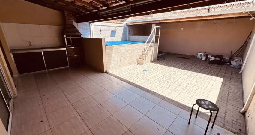 Casa em Condomínio para Locação em São José dos Campos, Eugênio de Mello, 2 dormitórios, 1 banheiro, 2 vagas