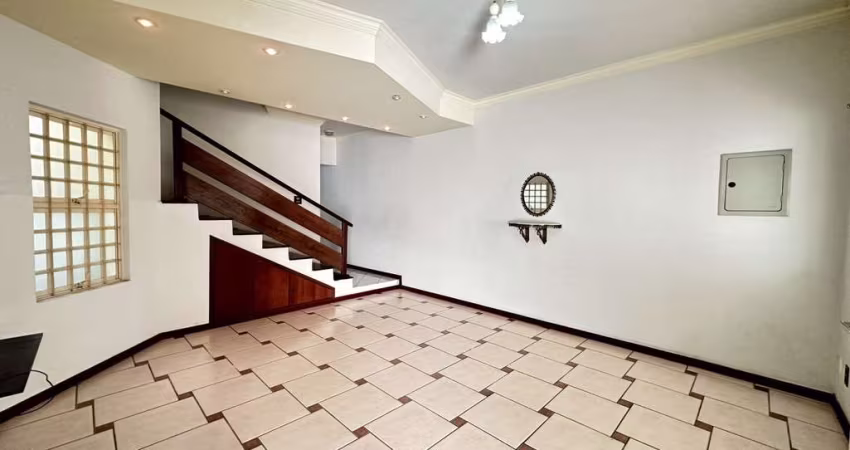 Casa para Locação em São José dos Campos, Jardim Sul, 3 dormitórios, 2 suítes, 1 banheiro, 2 vagas