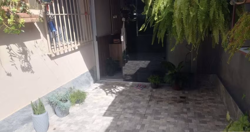 Casa Geminada em SANTA CECILIA, Esmeraldas/MG