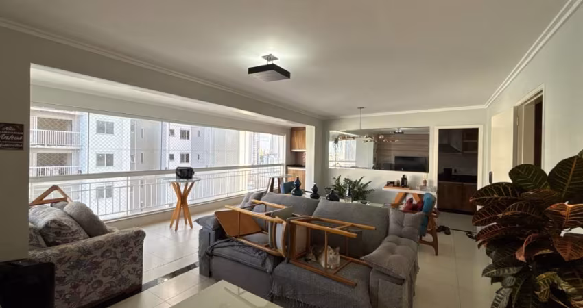 Apartamento para Aluguel no Setor Bueno 4 Quartos 3 Suítes 144m² Nascente