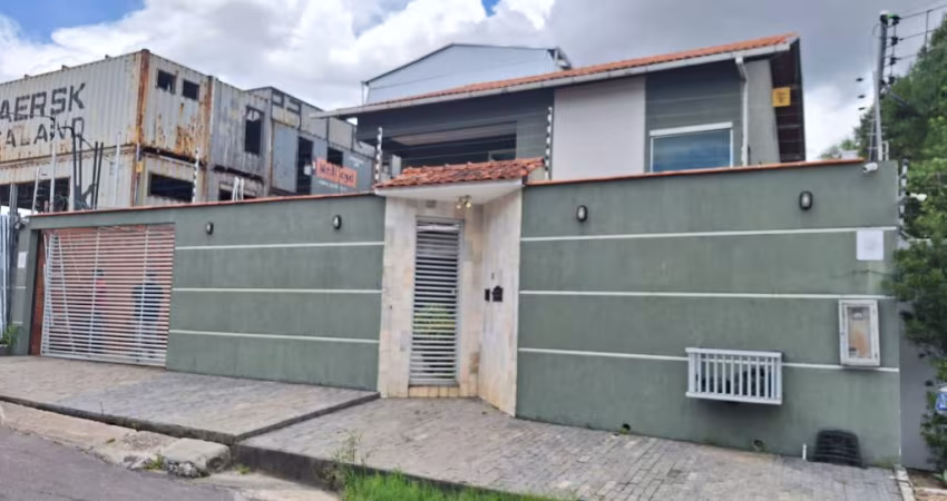 Linda Casa Comercial ou Residencial