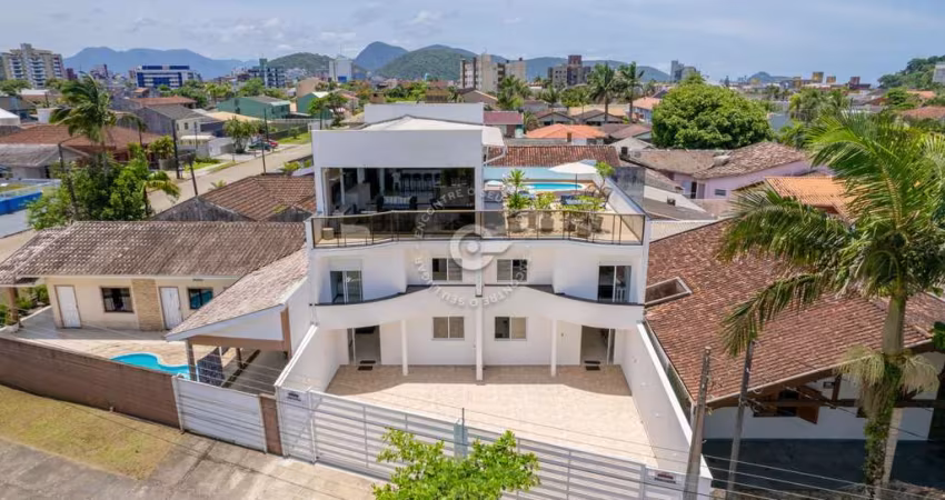 Casa com 6 quartos à venda na Rua Republica Del Paraguai, 300, Brejatuba, Guaratuba