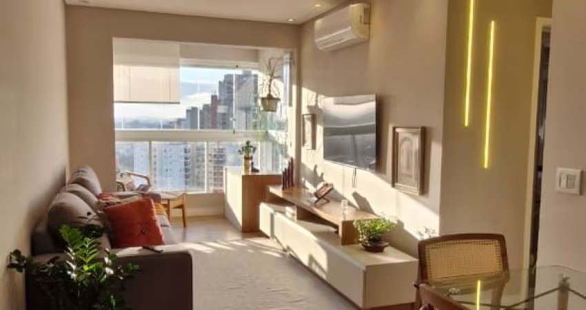 Apartamento de 55m², 2 dormitórios,  1 suíte e 2 vagas de garagem  em Diadema.