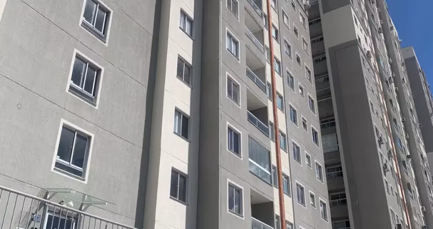 Lindo apartamento 2/4, andar alto, a venda  nos pernambues.