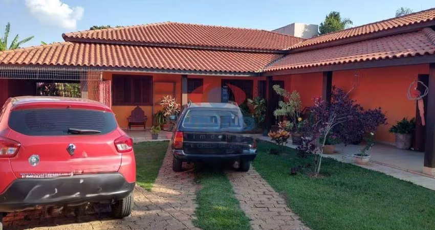 Ótima chácara com 4 dormitórios e 3 suítes no bairro Parque das Bandeiras - Indaiatuba/SP