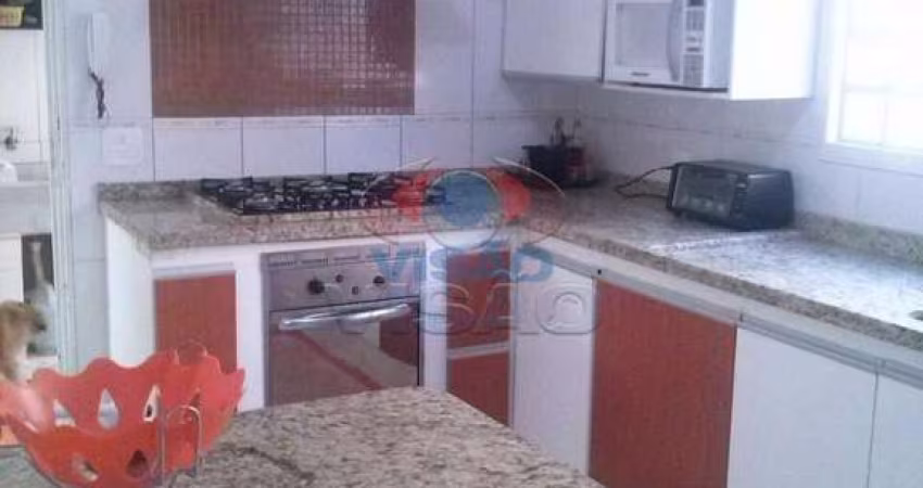 Casa - Sobrado à venda, 4 quartos, 2 vagas, Jardim Sevilha - Indaiatuba/SP