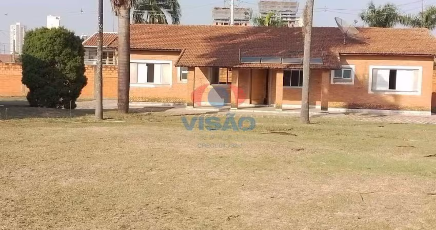 Casa a venda no Condomínio Village Terras de Indaiá com terreno de 2700 m2 em Indaiatuba/SP