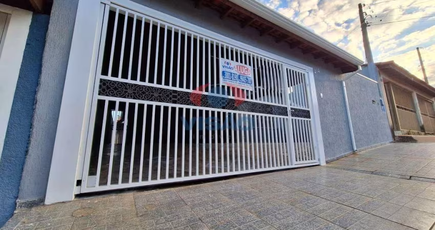 Casa com 2 dormitórios e edícula no bairro Monte Verde para locação!