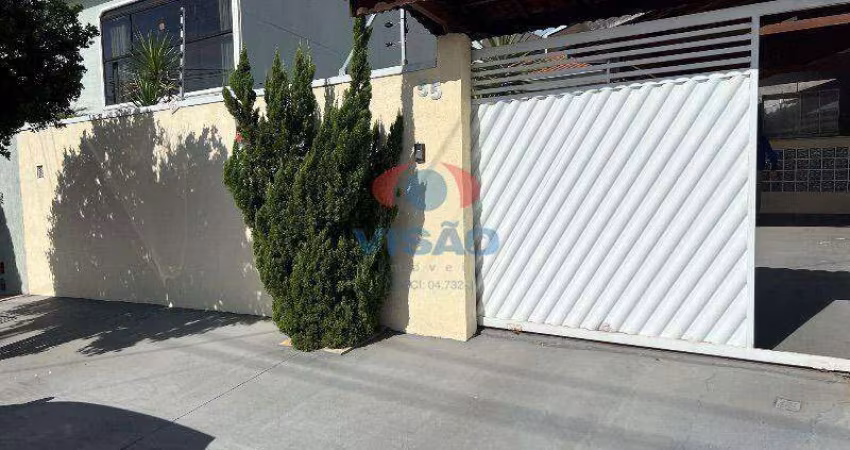 Casa para locação com 3 quartos, 1 suíte e vaga coberta em Jardim Regina, Indaiatuba/SP.