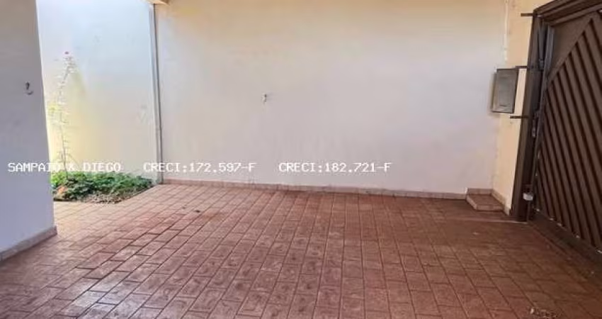Casa para Venda em Jaboticabal, Residencial Jaboticabal, 2 dormitórios, 1 banheiro, 2 vagas