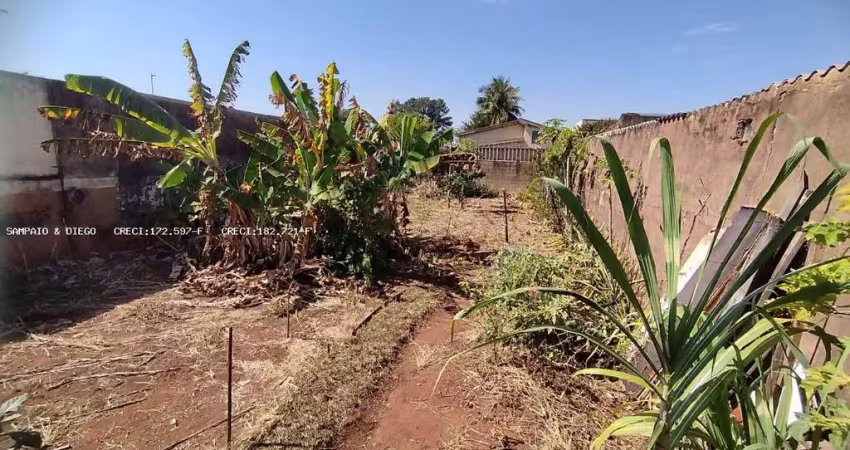 Terreno à venda no Jardim Angélica, Jaboticabal 