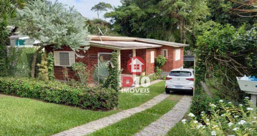 Casa com 3 dormitórios à venda, 115 m² por R$ 550.000,00 - Morro dos Conventos - Araranguá/SC